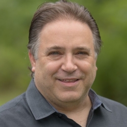 Keith Senzer